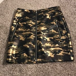Fashion Nova camouflage skirt